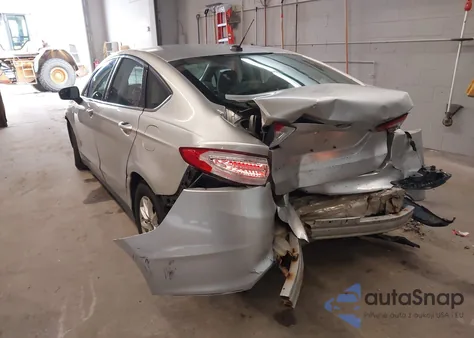 2016 Ford Fusion S из США, поврежденный, VIN 3FA6P0G79GR201081